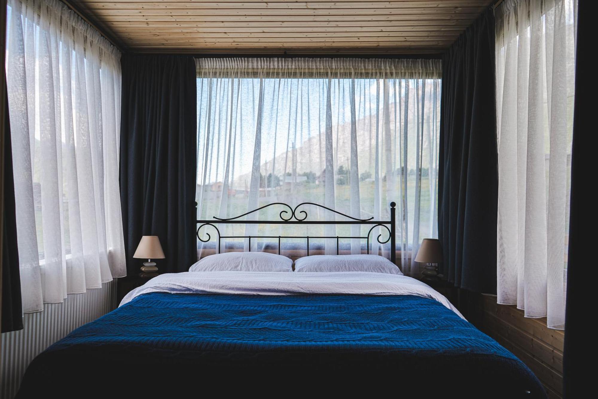Traveler'S Cottages In Kazbegi Zewnętrze zdjęcie